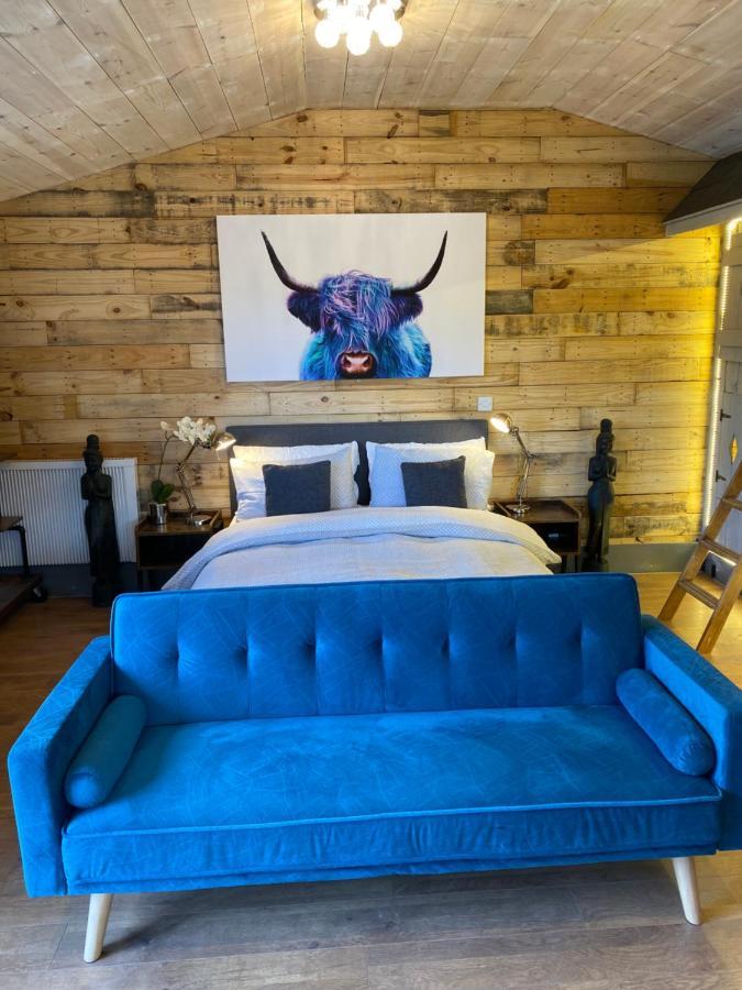 Willow Court Farm Studio East & Petting Farm, 8 Mins To Legoland & Windsor, 15 Mins To Lapland Uk Extérieur photo